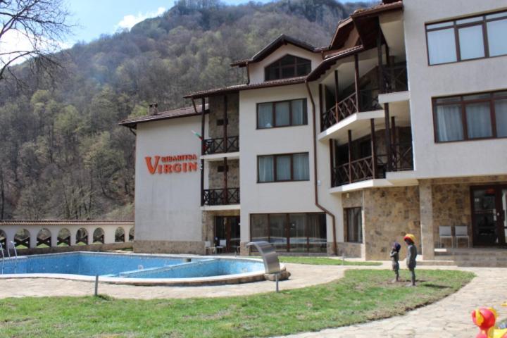 Family Hotel Virgin รีบาริตซา ภายนอก รูปภาพ