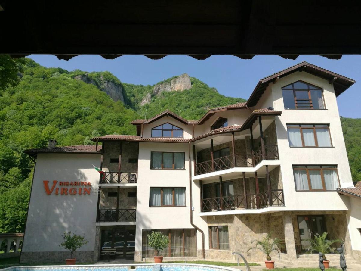 Family Hotel Virgin รีบาริตซา ภายนอก รูปภาพ