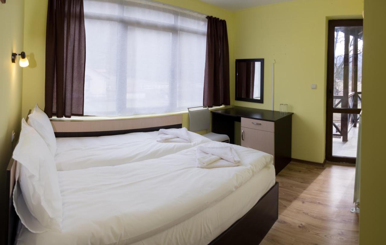 Family Hotel Virgin รีบาริตซา ภายนอก รูปภาพ