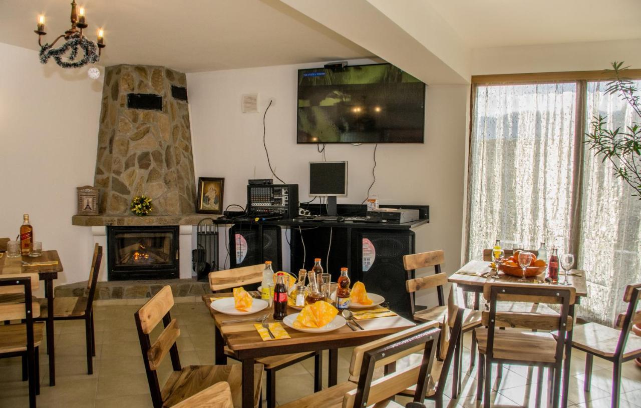 Family Hotel Virgin รีบาริตซา ภายนอก รูปภาพ