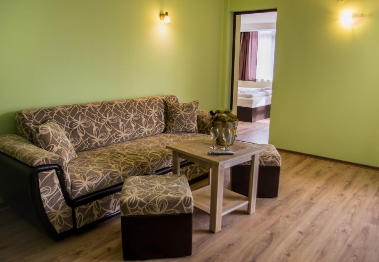 Family Hotel Virgin รีบาริตซา ภายนอก รูปภาพ